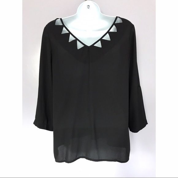 {Mitto Shop} Cutout Neck 3/4 Sleeve Blouse - Picture 4 of 4